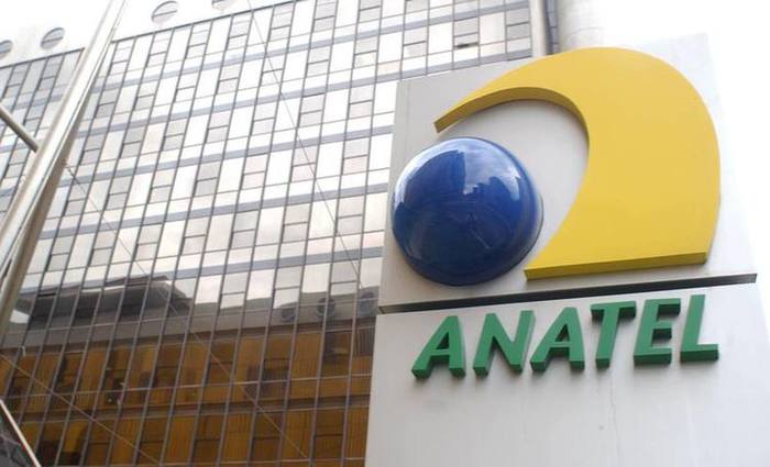 Anatel anuncia redução na tarifa de ligações de fixo para celular